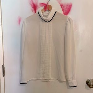 Classic elegant vintage blouse unique kerchief collar EUC